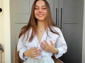webcam girl eleonora_linn capture image #2997661