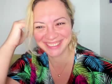 webcam girl kiradivine capture image #4310118