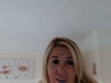 webcam girl sexy_english_milf capture image #1013813