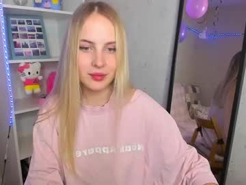 webcam girl emilymilkenn capture image #1085249