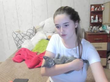 webcam girl emmika_ capture image #3775588