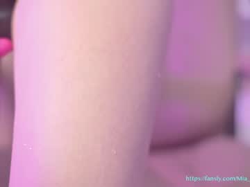 webcam girl mia_milagros capture image #2543570