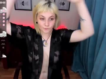 webcam girl yolandi_toit capture image #3098681