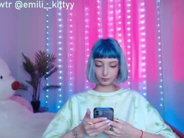 webcam girl lit1le_kitty_ capture image #1117828