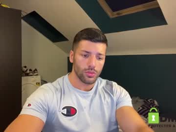 webcam man rogan1604 capture image #2146369