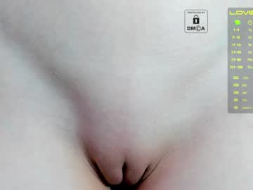 webcam girl _witch__ capture image #1502777
