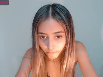 webcam girl gummy_bear7 capture image #1840035