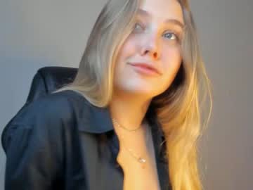 webcam girl pewdieevaa capture image #5494151