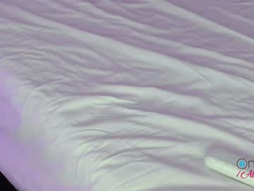 webcam girl alicelevine capture image #4074257