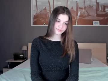 webcam girl sof1a_shy capture image #4932903