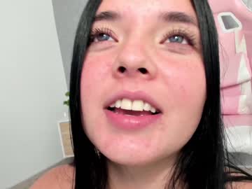 webcam girl pavlovacoluccii_ capture image #2808542