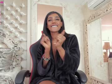 webcam girl shantallknowless capture image #4337839
