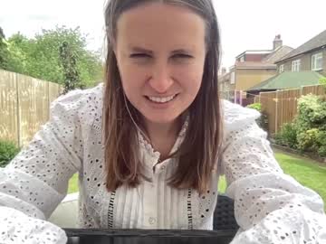 webcam girl eatmypie69 capture image #2698986