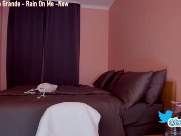 webcam girl hollyextra capture image #3399886
