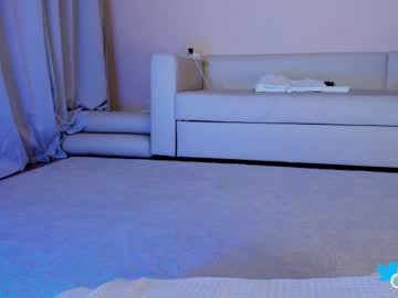webcam girl hollyextra capture image #5024938