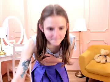 webcam girl blushing_ellie capture image #2613219