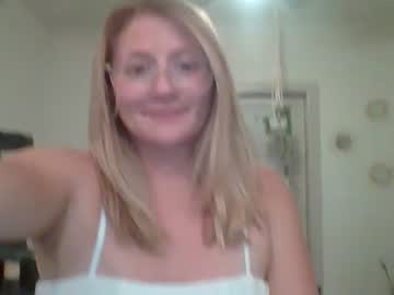 webcam girl katrinalmoore capture image #5497892