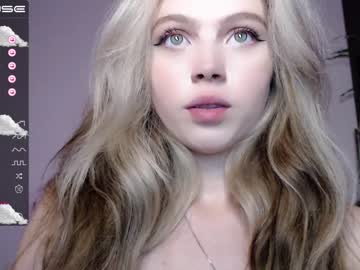 webcam girl small_blondee capture image #3677891