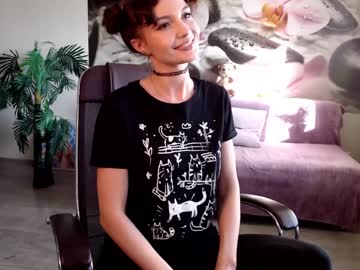 webcam girl jennycutey capture image #4914501