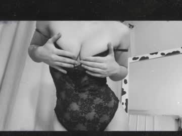 webcam girl megan_world capture image #2493872