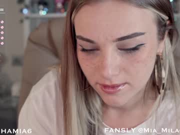 webcam girl mia_milagros capture image #4226873