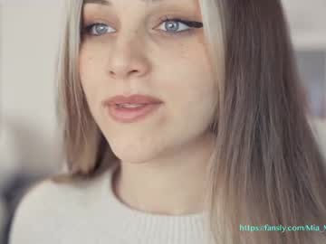 webcam girl mia_milagros capture image #2706034