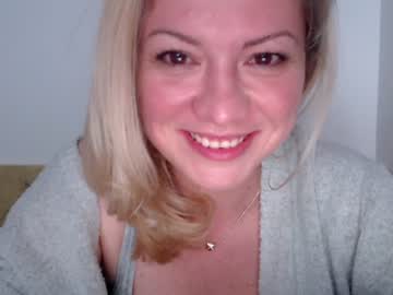 webcam girl kiradivine capture image #2577467