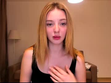 webcam girl olli_ver capture image #4163971