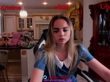 webcam girl misss_vikki capture image #2691077