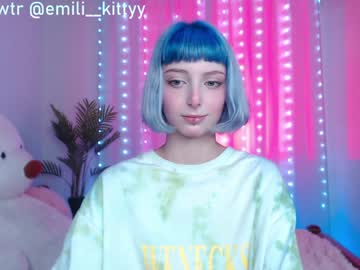 webcam girl lit1le_kitty_ capture image #1118134