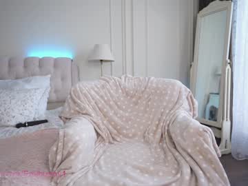 webcam girl emilia98xxx capture image #2862223