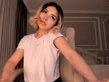 webcam girl bae_suz capture image #2223854
