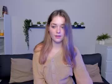 webcam girl caitlin_bell capture image #353577