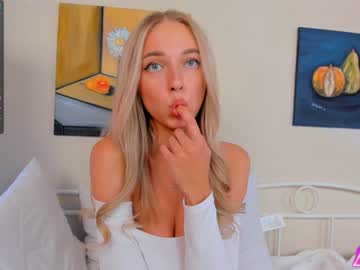 webcam girl katrinpolly capture image #3355725