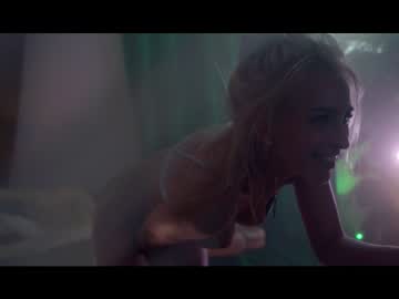 webcam girl artmosphera capture image #3738156