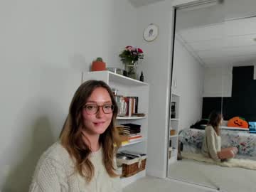 webcam girl innocentprovenguilty capture image #734106