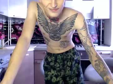 webcam couple bee_sting capture image #3781739