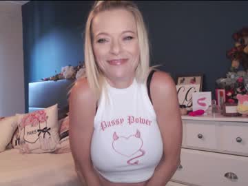 webcam girl laceycoffeegirl capture image #4299279