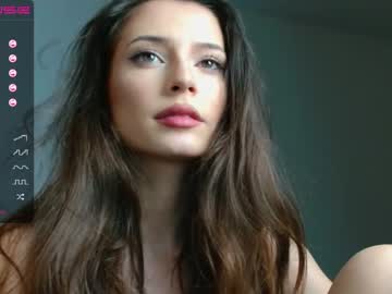 webcam girl isia_slay capture image #1618363