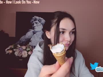 webcam girl hollyextra capture image #3142837