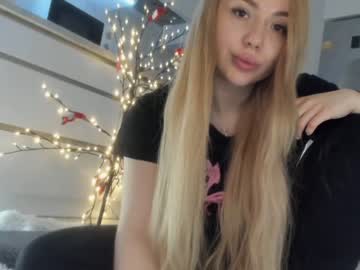 webcam girl meryfoxxx capture image #4469671