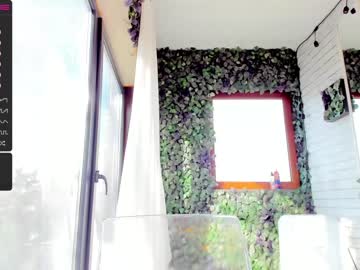 webcam girl sassyt33n capture image #4594309