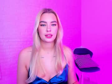 webcam girl 8a8y_nura capture image #1950843