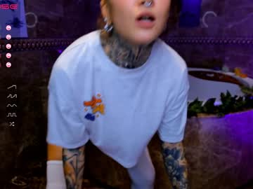webcam girl nickyneck capture image #4106390