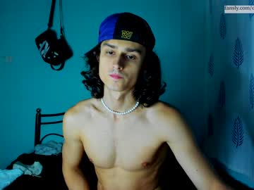 webcam man orlando__bloom capture image #3972140