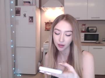 webcam girl gudeeetama capture image #511574