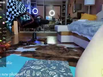 webcam girl bestblondiiecb capture image #4441062