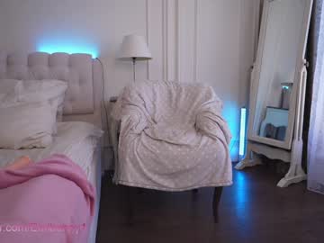 webcam girl emilia98xxx capture image #2514740