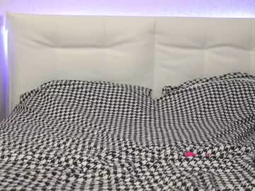webcam girl trisloveiso capture image #2071515