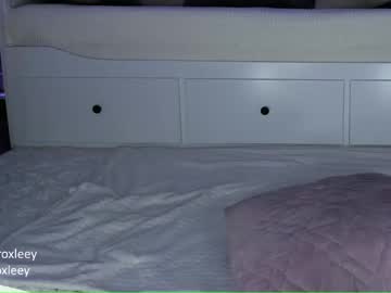 webcam girl roxy_blue_eyed_ capture image #1729942
